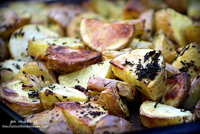 Roasted Yukon Gold Potatoes
 Creative Inspiration in Food Watercolor graphy