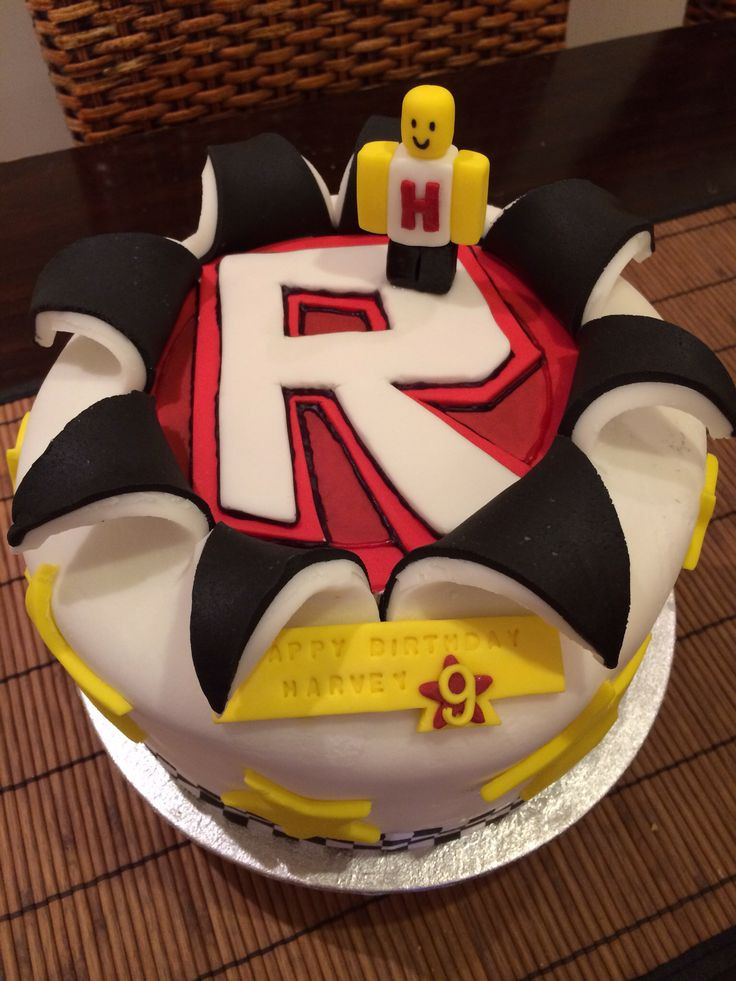 Roblox Birthday Cake
 22 best images about Roblox cakes on Pinterest