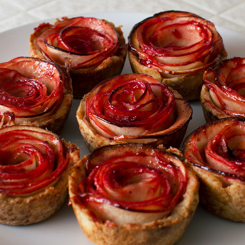 Rose Apple Pie
 Mini Apple Rose Pies FMITK From My Impossibly Tiny Kitchen