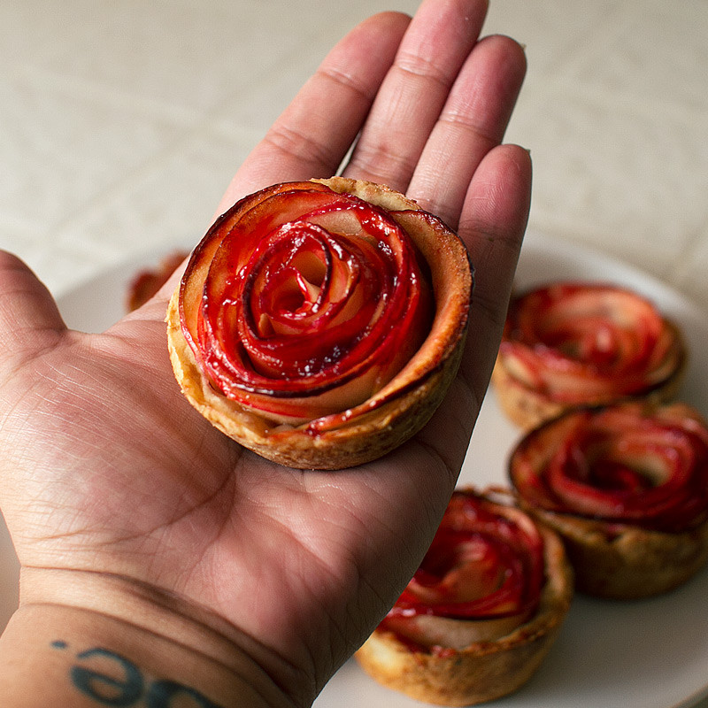 Rose Apple Pie
 Mini Apple Rose Pies FMITK From My Impossibly Tiny Kitchen