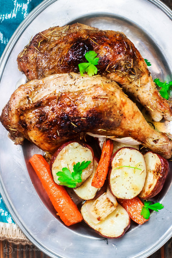 Rosemary Roasted Chicken
 Rosemary Roasted Chicken Recipe with Ve ables