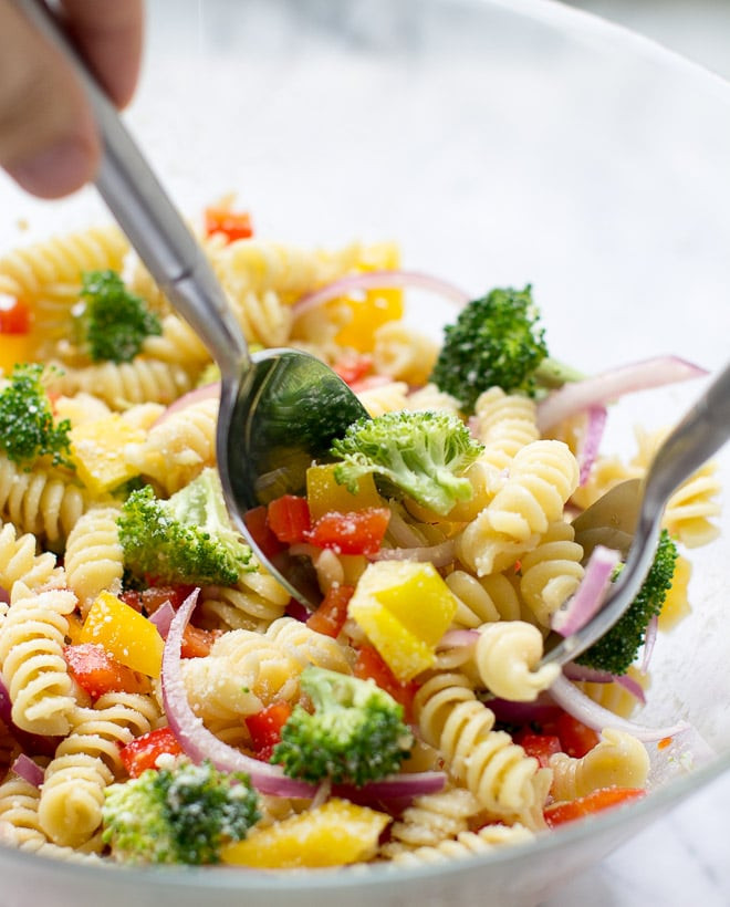 Rotini Pasta Salad
 Easy Rotini Pasta Salad