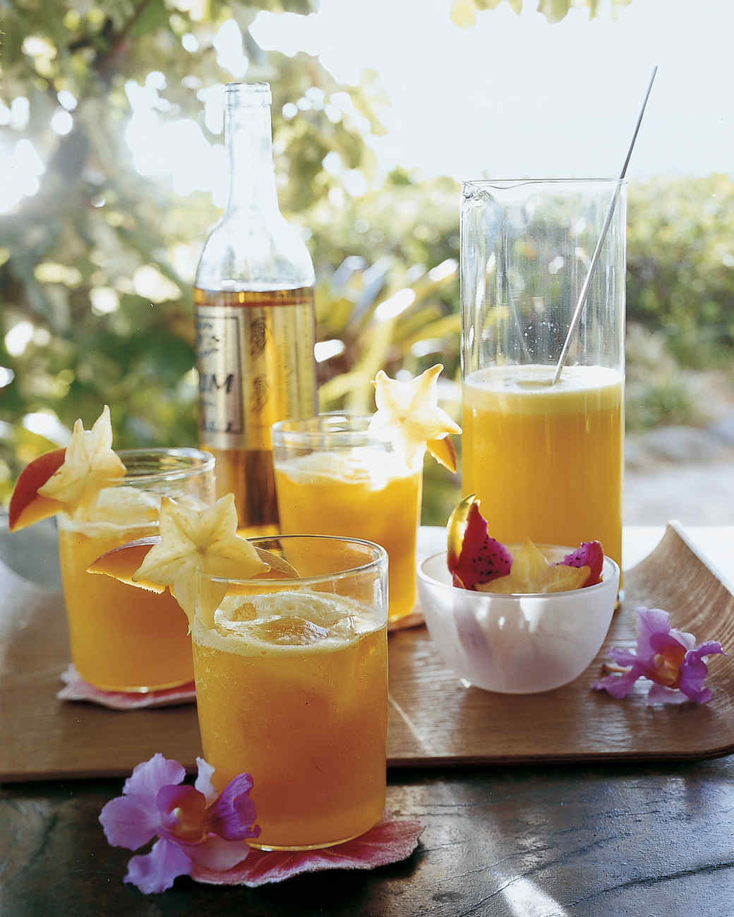 Rum And Pineapple Juice Drinks
 Pineapple and Mango Rum Cocktails Recipe