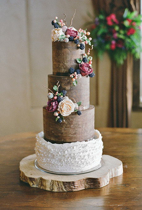 Rustic Wedding Cakes
 Floral Wedding Cakes