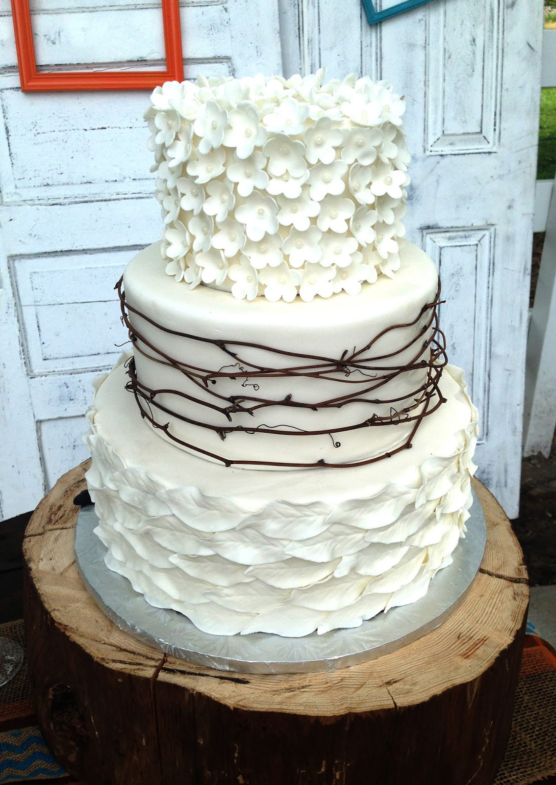 Rustic Wedding Cakes
 Wedding Accessories Ideas