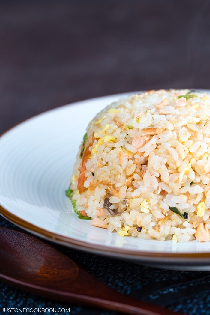 Salmon Fried Rice
 Salmon Fried Rice 鮭チャーハン • Just e Cookbook