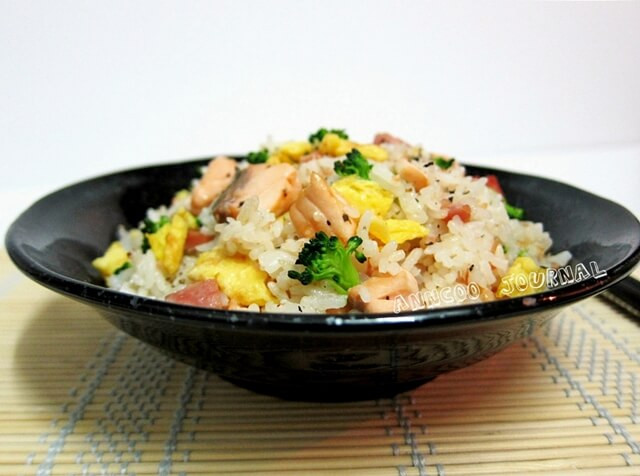 Salmon Fried Rice
 Salmon Fried Rice Anncoo Journal