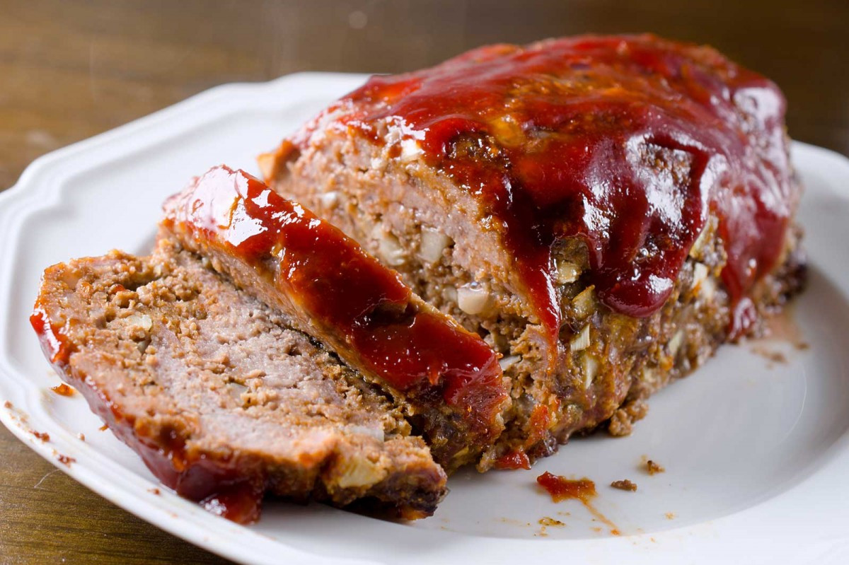 Sauce For Meatloaf
 Meatloaf with Sriracha BBQ Sauce Life s Ambrosia
