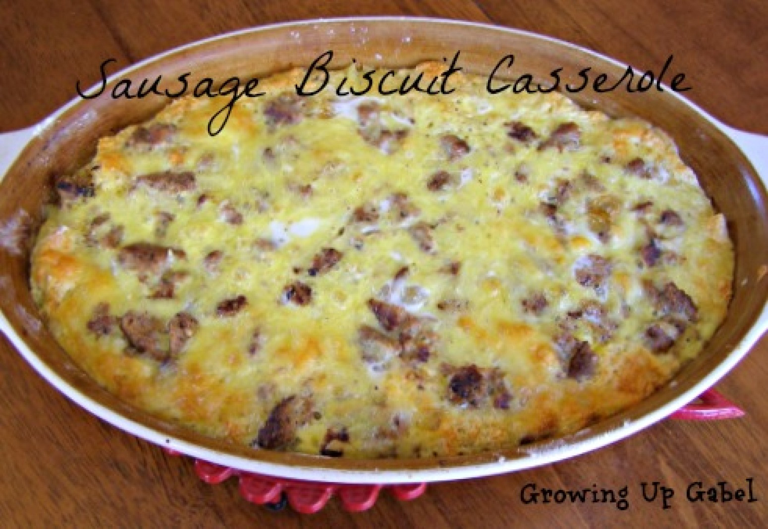 Sausage Biscuit Casserole
 Sausage Biscuit Breakfast Casserole Recipe