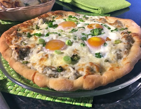 Sausage Breakfast Pizza
 Homemade Pork Sausage & Gravy Breakfast Pizza Recipe