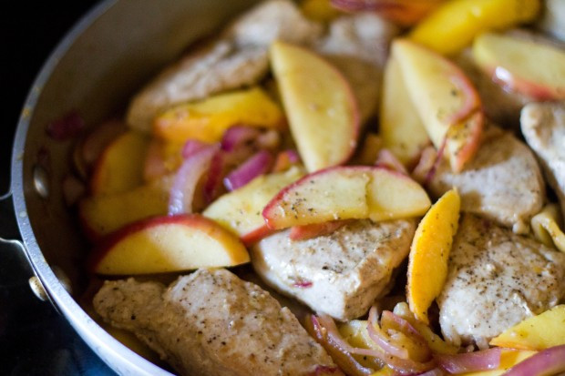 Sauteed Pork Chops
 Sauteed Pork chops with Apples and Peaches