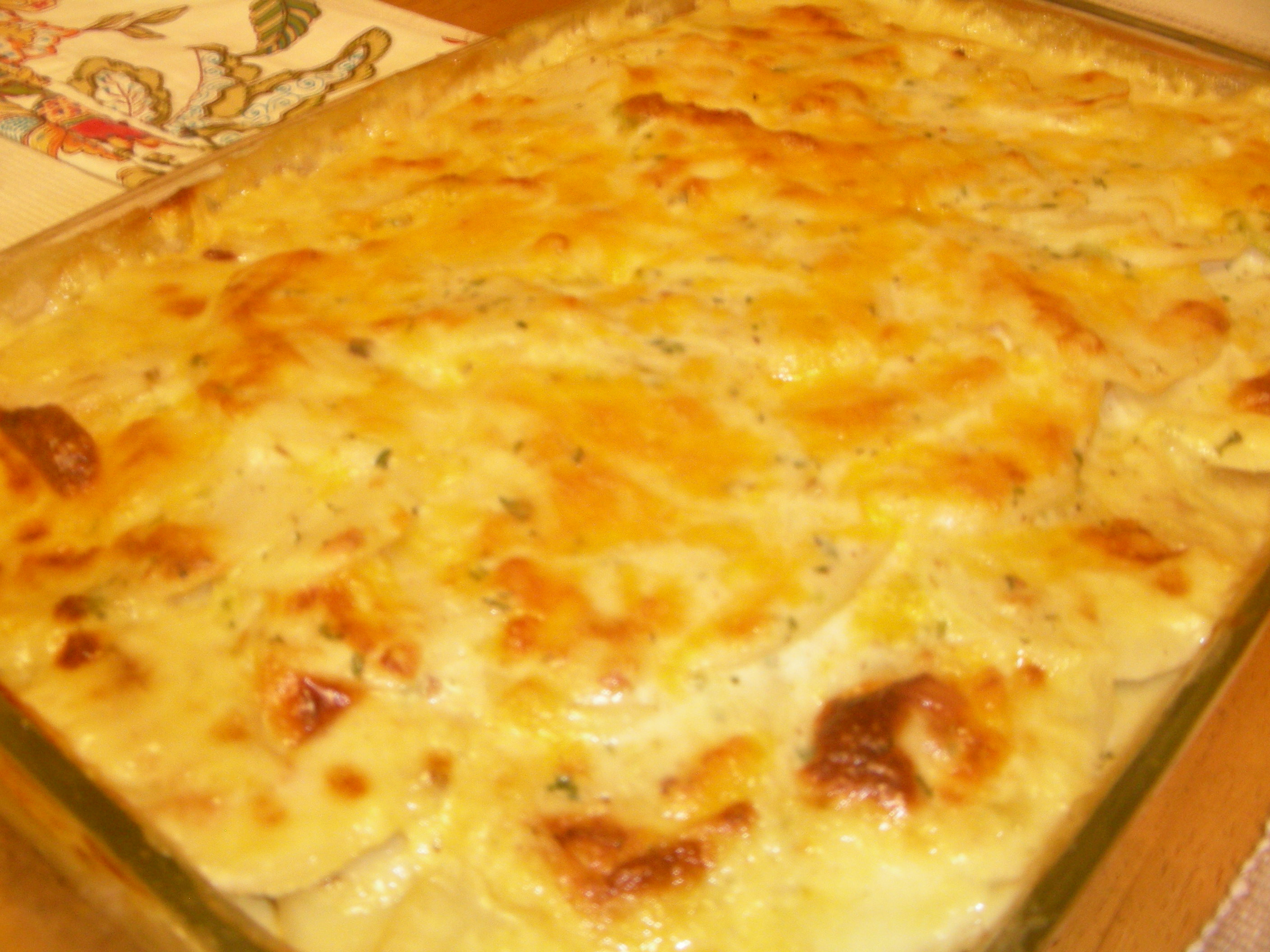 Scalloped Potato Casserole
 Broccoli Scalloped Potato Casserole – Mash up Madness