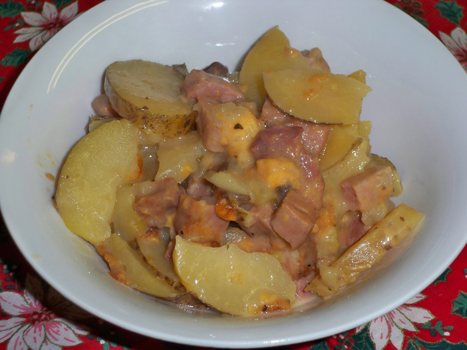 Scalloped Potatoes And Ham Crock Pot
 Gramma s in the kitchen Scalloped Potatoes and Ham