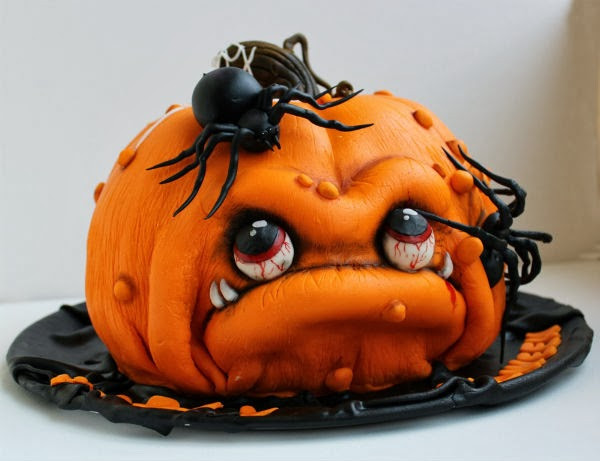 Scary Halloween Cakes
 25 Weird Creepy Spooky and Scary Halloween Cakes