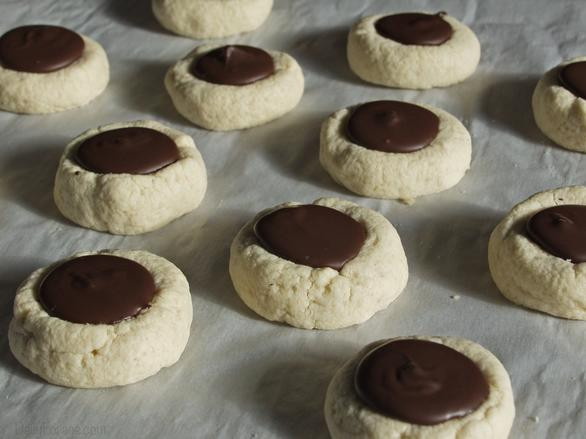 Shortbread Thumbprint Cookies
 Chocolate Thumbprint Shortbread Cookies