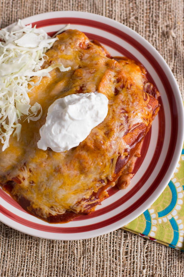 Shredded Beef Enchiladas
 Slow Cooker Shredded Beef Enchiladas