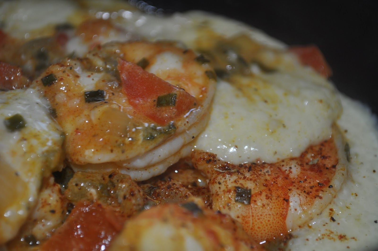 Shrimp And Grits Paula Deen
 3 Gals and a Kitchen Paula s Shrimp and Creamy Cheddar Grits