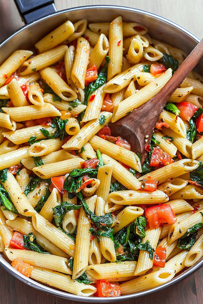 Shrimp And Pasta Dishes
 Shrimp Pasta Recipe with Tomato and Spinach — Eatwell101