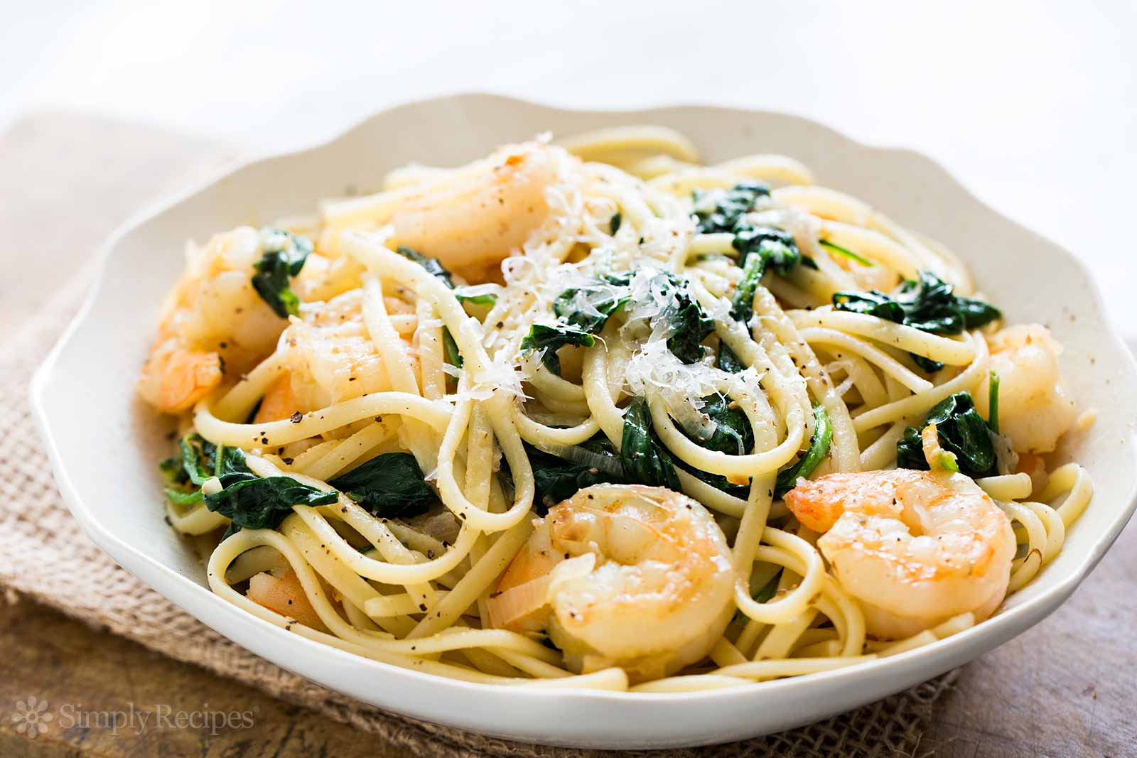 Shrimp And Spinach Pasta
 Shrimp Lemon Spinach Linguine Recipe