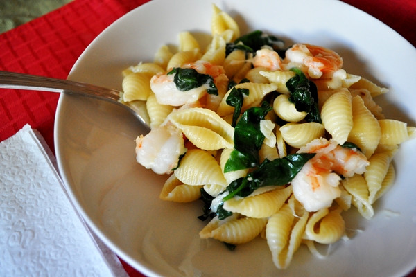 Shrimp And Spinach Pasta
 Tonight s Dinner Shrimp and spinach pasta shells recipe