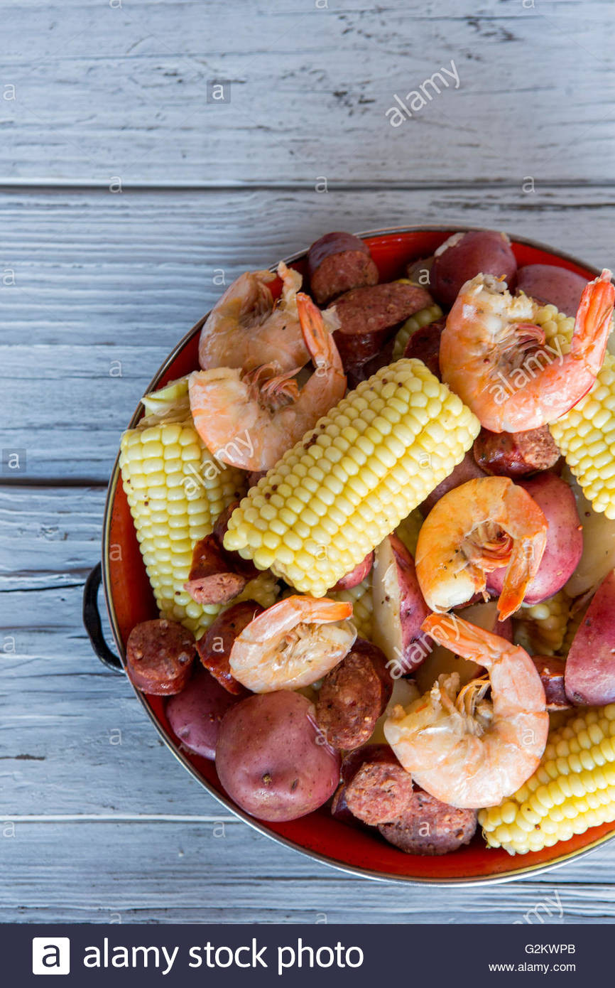 Shrimp Potatoes Corn Sausage Boil
 Low Country Boil with Shrimp Corn Sausage and Potatoes