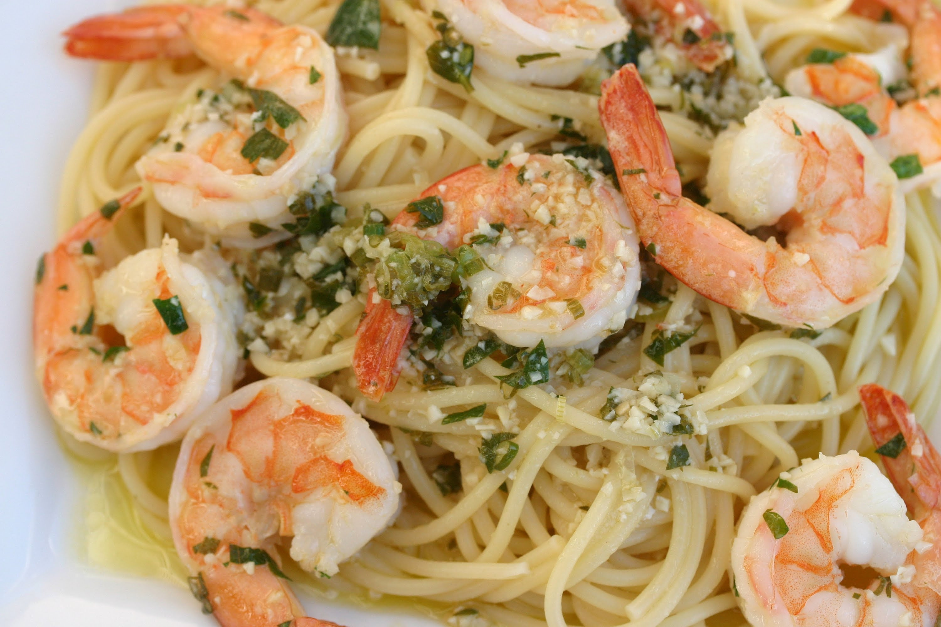 Shrimp Scampi With Pasta
 Shrimp Scampi Made With Wine Butter and Parsley Video