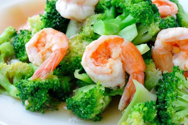 Shrimp With Broccoli
 Shrimp & Broccoli in Chili Sauce Weight Watchers