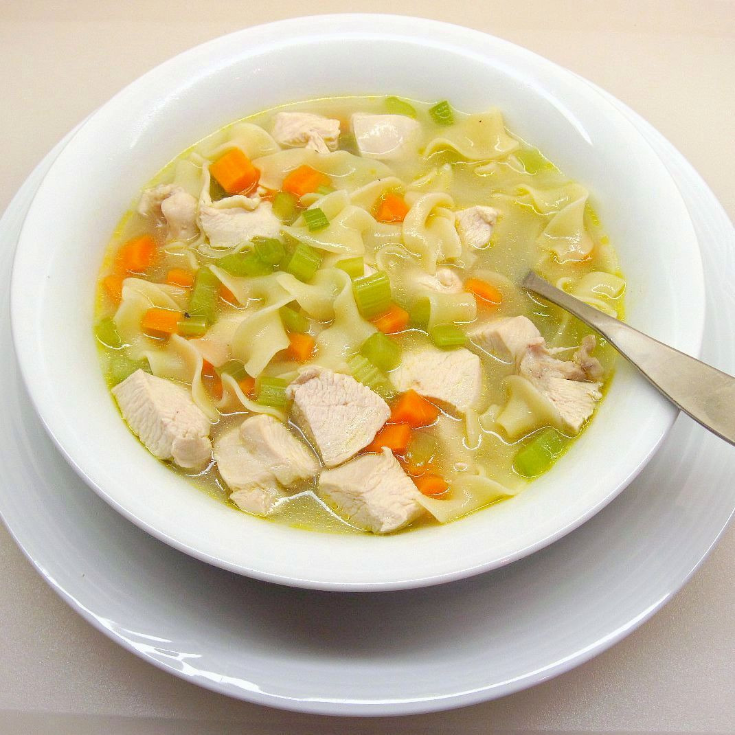 Simple Chicken Noodle Soup
 Quick and Easy Chicken Noodle Soup