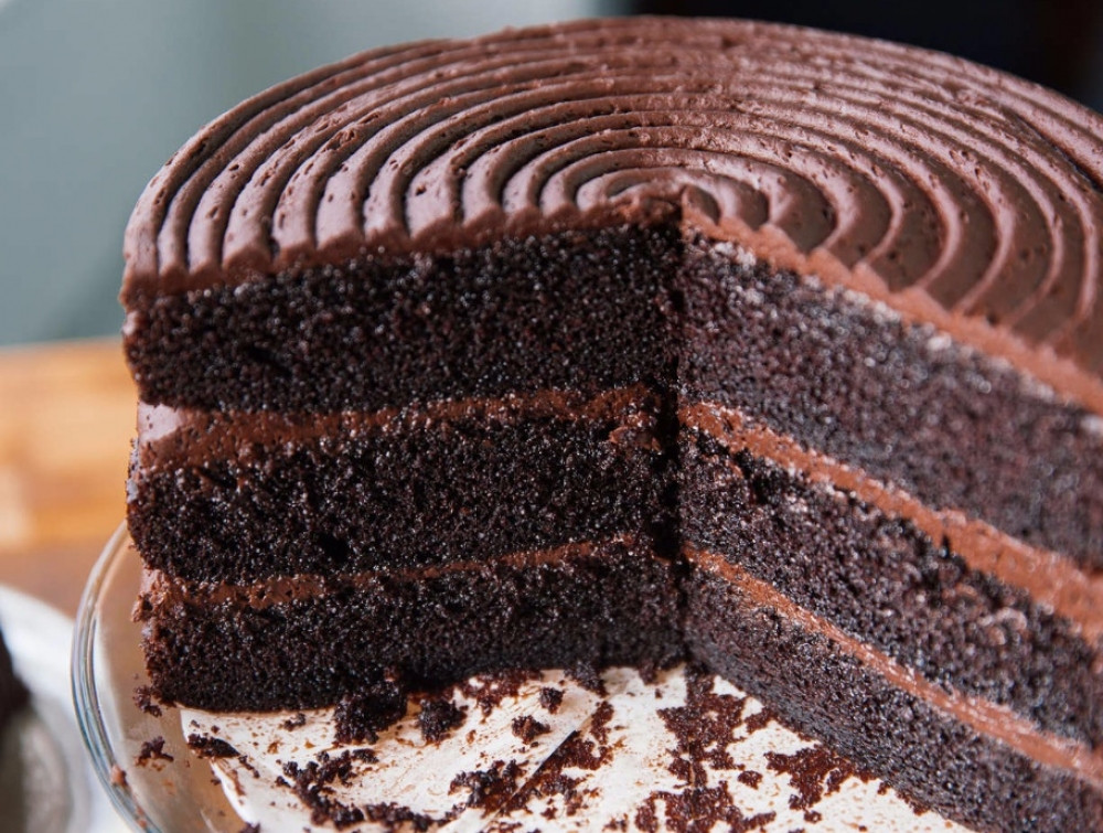 Simple Chocolate Cake
 Basic Chocolate Cake Recipe — Dishmaps