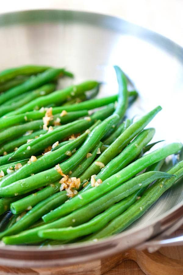 Simple Green Bean Recipe
 Garlic Green Beans