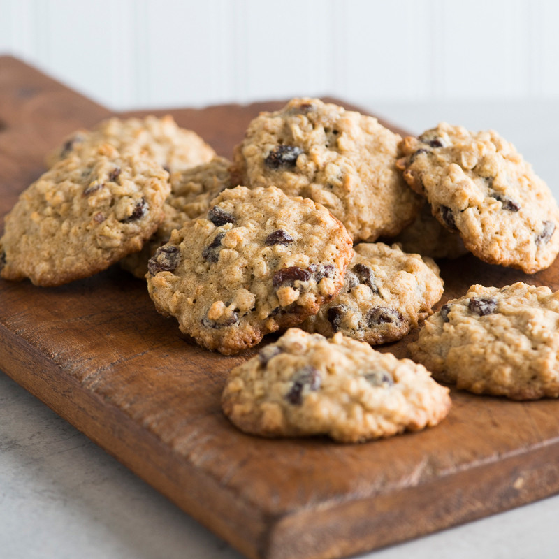 Simple Oatmeal Cookies
 xl easy oatmeal raisin cookies 0