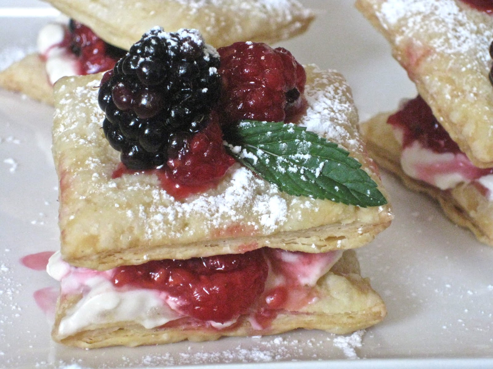 Simple Summer Desserts
 Flavors of the Sun Puff Pastry and an Easy Summer Dessert