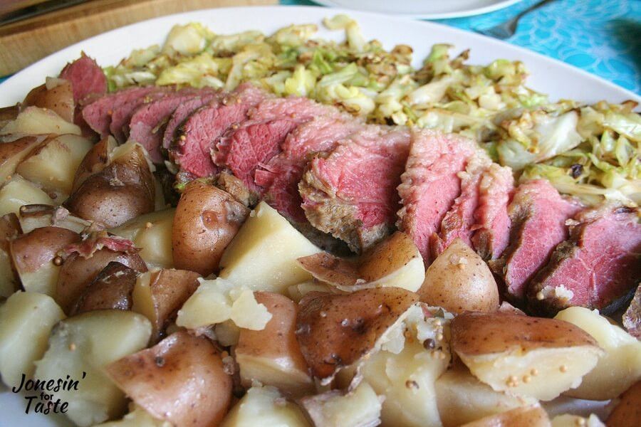 Slow Cooker Corned Beef And Cabbage And Red Potatoes
 Slow Cooker Corned Beef and Potatoes