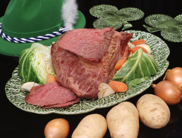 Slow Cooker Corned Beef And Cabbage And Red Potatoes
 The Best Home Cooked Irish Meals WCCO