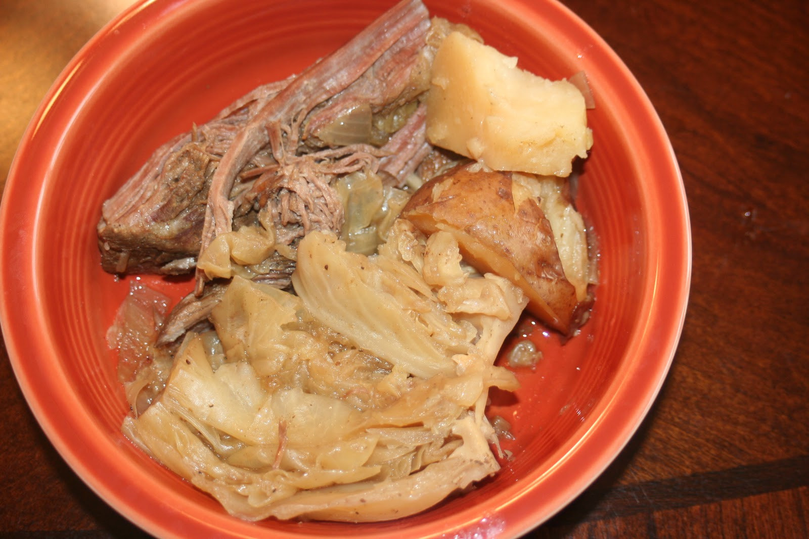 Slow Cooker Corned Beef And Cabbage And Red Potatoes
 Recipes We Love Slow Cooker Corned Beef Cabbage and Red