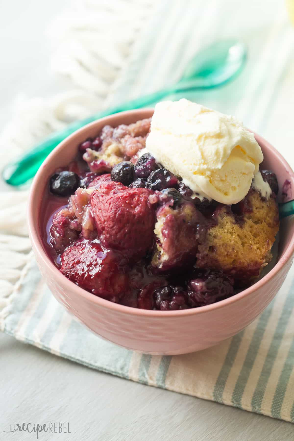 Slow Cooker Dessert
 Slow Cooker Berry Cobbler Crockpot recipe