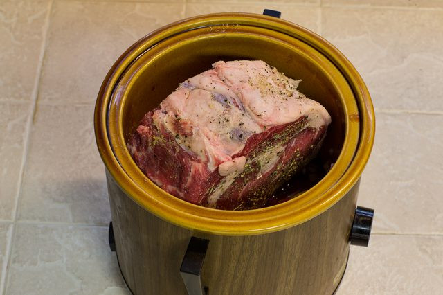 Slow Cooker Prime Rib
 How to Cook a Prime Rib Roast in a Crock Pot With