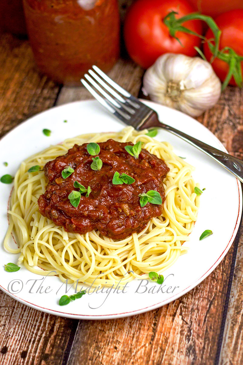 Slow Cooker Spaghetti
 Slow Cooker Rustic Meat Spaghetti Sauce The Midnight Baker