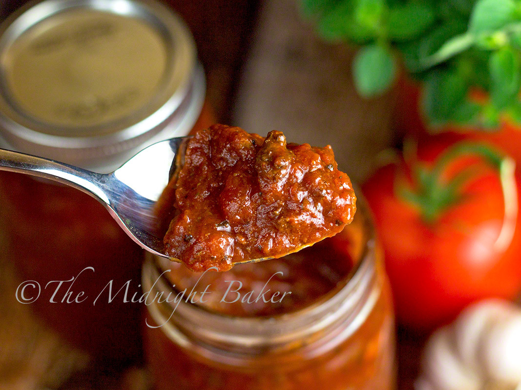 Slow Cooker Spaghetti Sauce
 Slow Cooker Rustic Meat Spaghetti Sauce The Midnight Baker