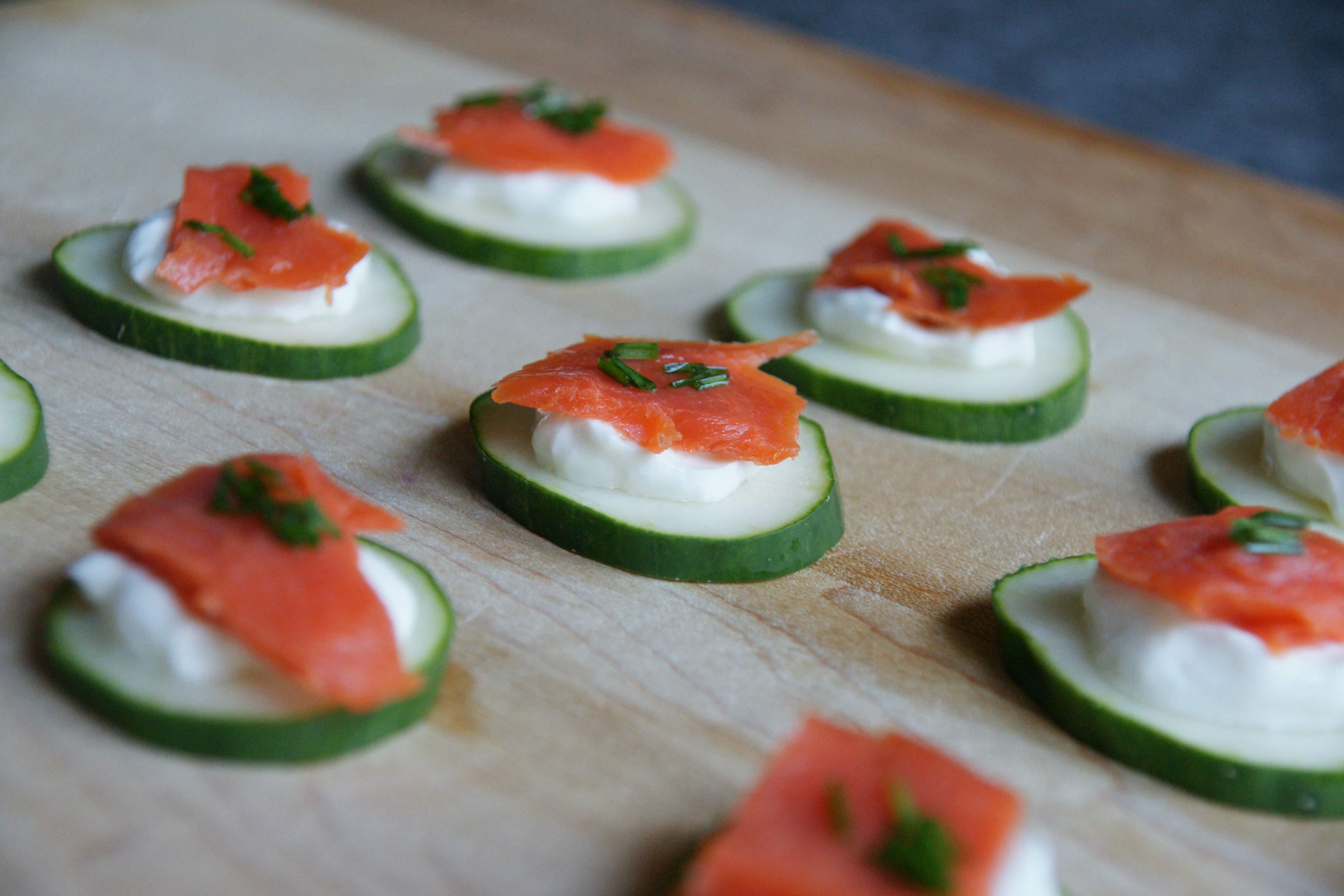 Smoked Salmon Appetizer
 smoked salmon cucumbers