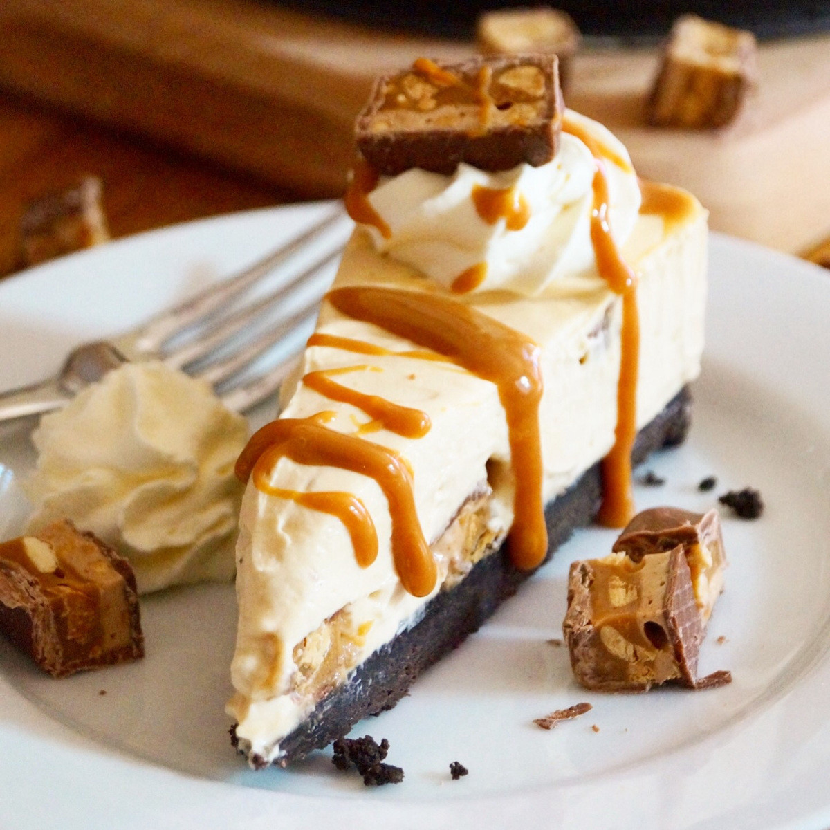 Snickers Cheesecake Recipe
 No Bake Snickers Cheesecake