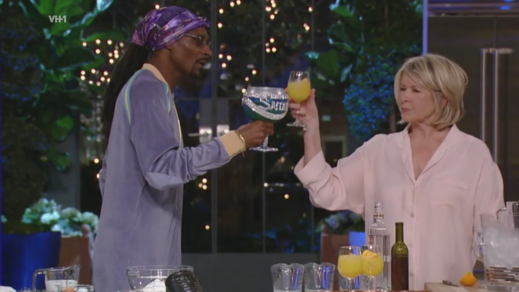 Snoop And Martha Dinner Party
 Martha And Snoop s Potluck Dinner Party First Look CHFI