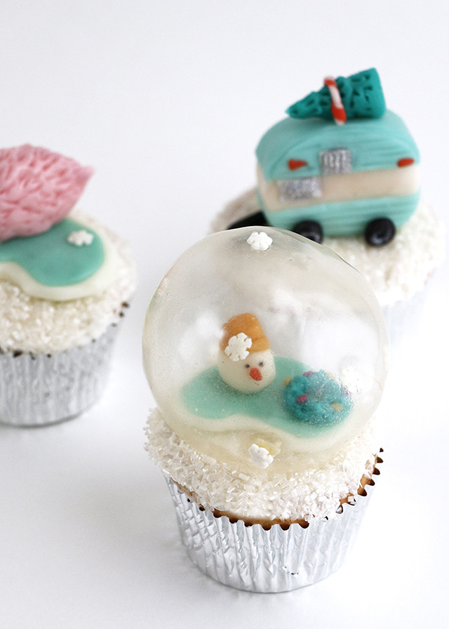 Snow Globe Cupcakes
 DIY Snow Globe Cupcakes – Alana Jones Mann