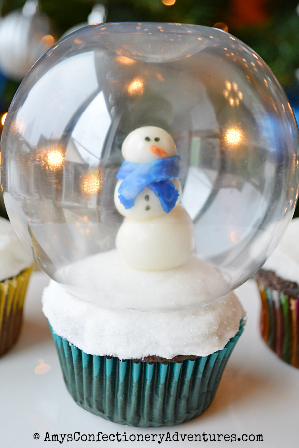 Snow Globe Cupcakes
 6 Ways You Can Make Edible Snow Bakerette