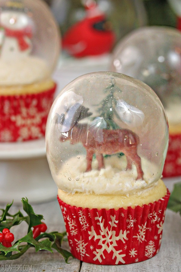 Snow Globe Cupcakes
 Snow Globe Cupcakes with Gelatin Bubbles SugarHero