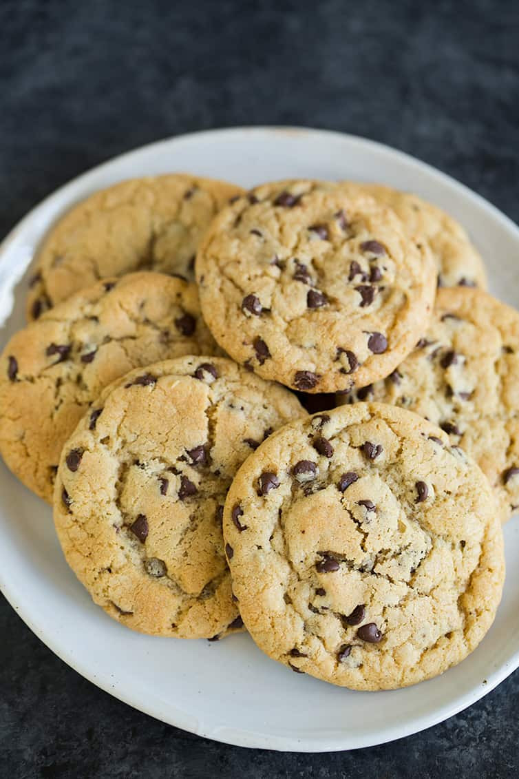 Soft Chewy Chocolate Chip Cookies
 Soft & Chewy Chocolate Chip Cookies
