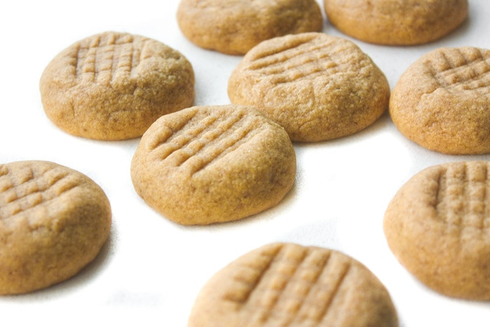 Soft Chewy Peanut Butter Cookies
 The Best Soft and Chewy Peanut Butter Cookies