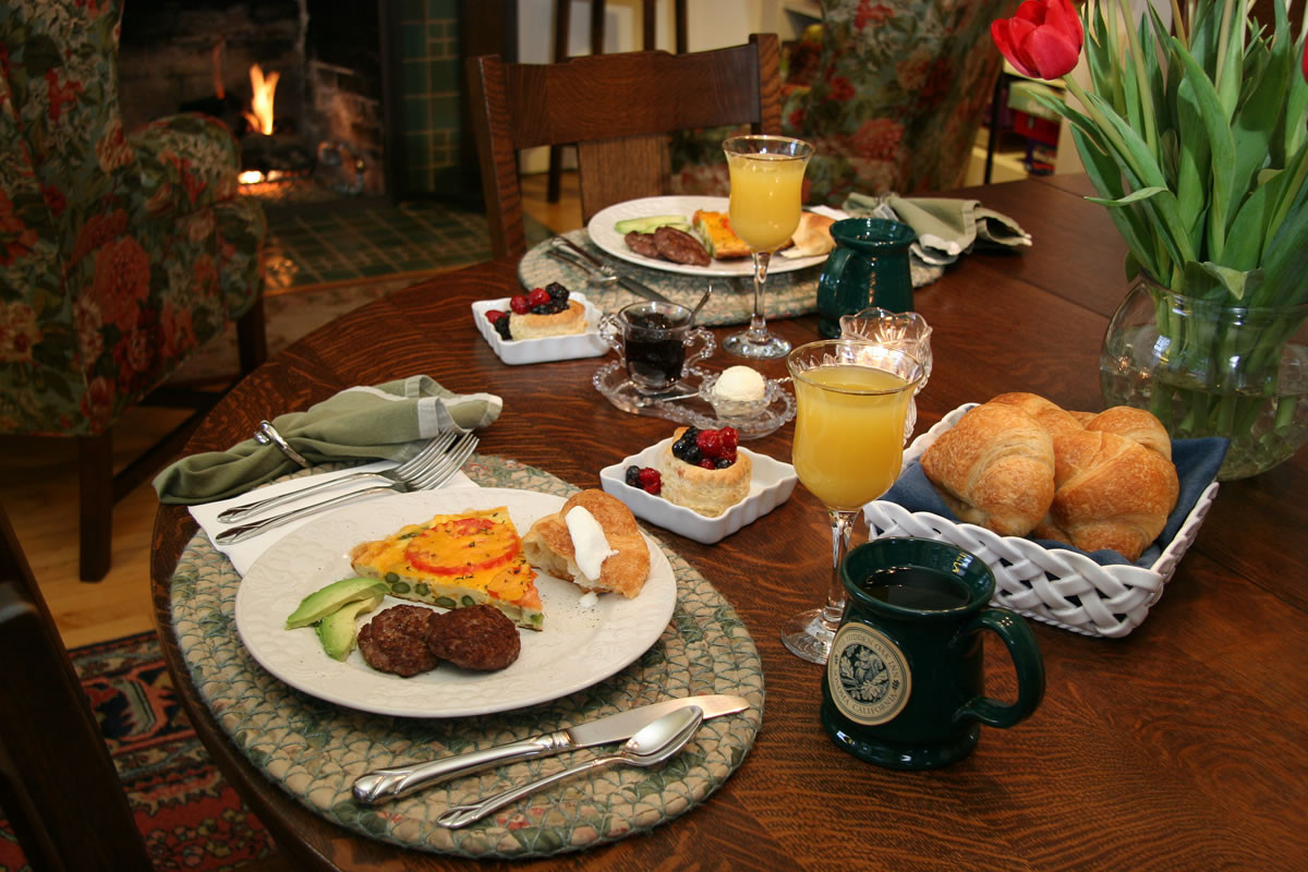 Sonoma Bread And Breakfast
 Sonoma Wine Country Inn About Hidden Oak Inn Sonoma