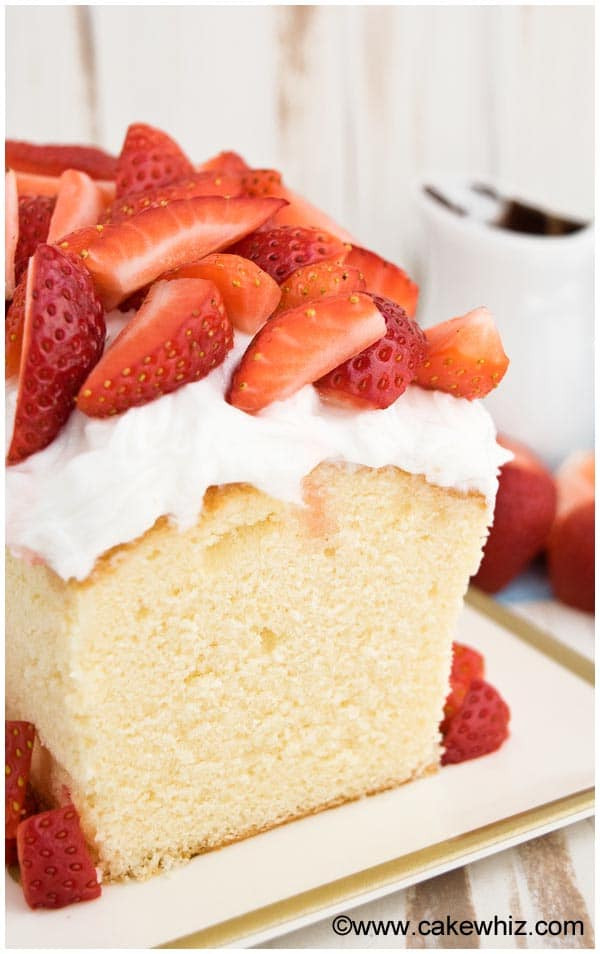 Sour Cream Pound Cake Recipe
 Sour Cream Pound Cake Recipe CakeWhiz