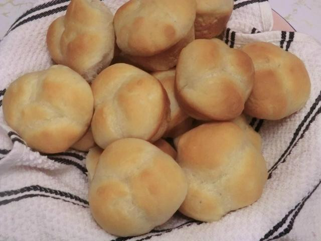 Sourdough Dinner Rolls
 Sourdough Dinner Rolls